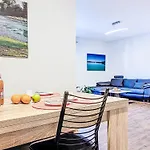 Alpenlodge Geissstein By Interhome